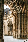 Il monastero di Batalha o convento de Santa Maria da Vitria. Portale della Cappella incompiuta.